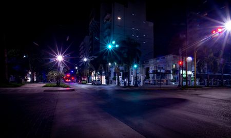 El Boulevard Gálvez,normalmente muy transitado un viernes de fin de mes, lucía desierto durante lacuarentena. El Boulevard Gálvez,normalmente muy transitado un viernes de fin de mes, lucía desierto durante lacuarentena.