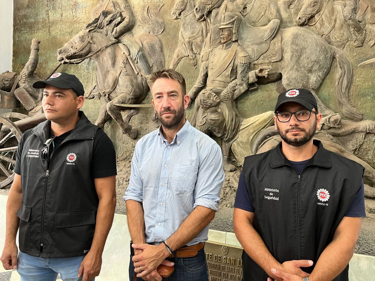 Desde el Ministerio de Seguridad brindaron una conferencia de prensa tras los allanamientos de este martes.