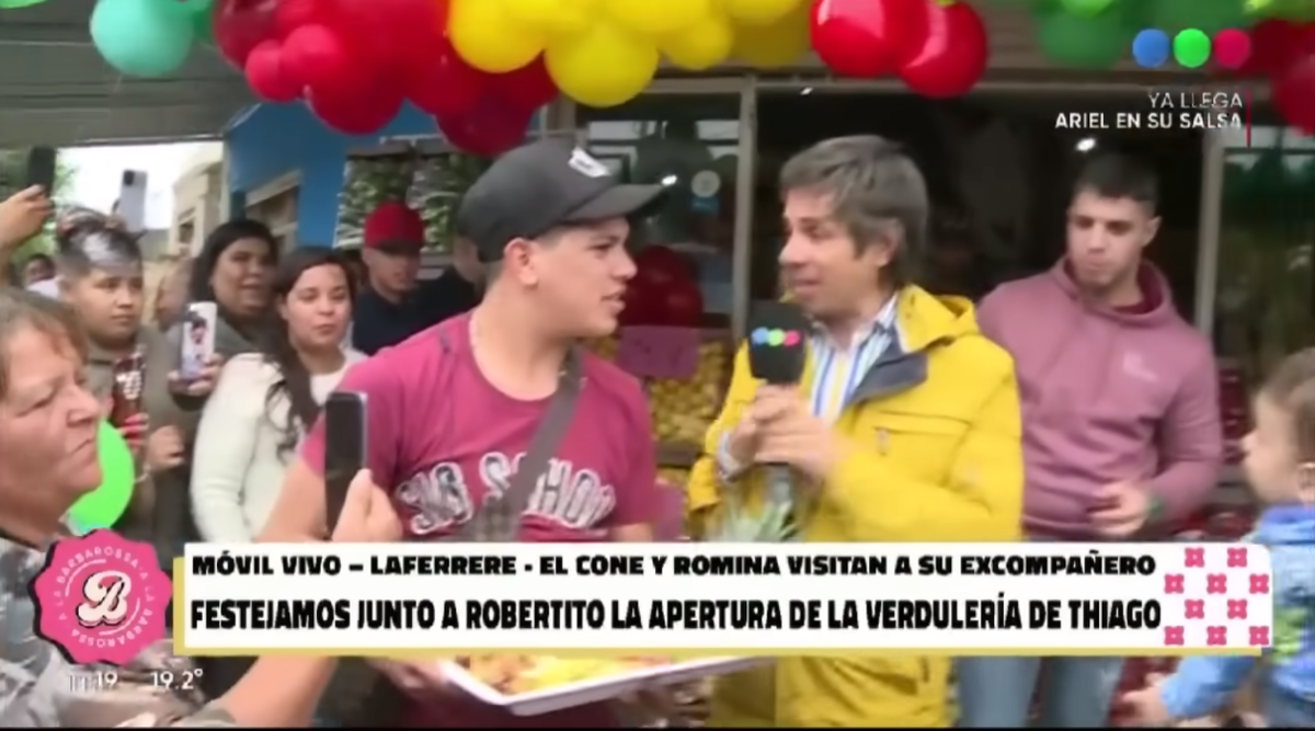 Thiago Medina cumplió su sueño y abrió su propia verdulería.