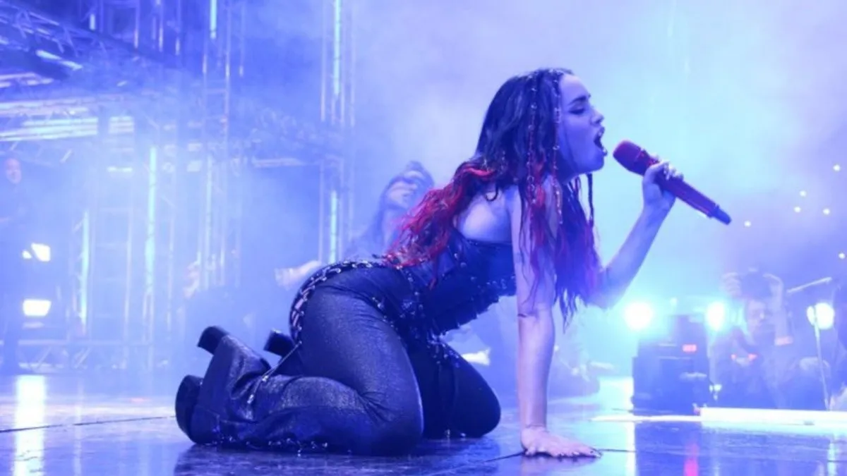 La fan de Lali que se hizo viral por un insólito motivo