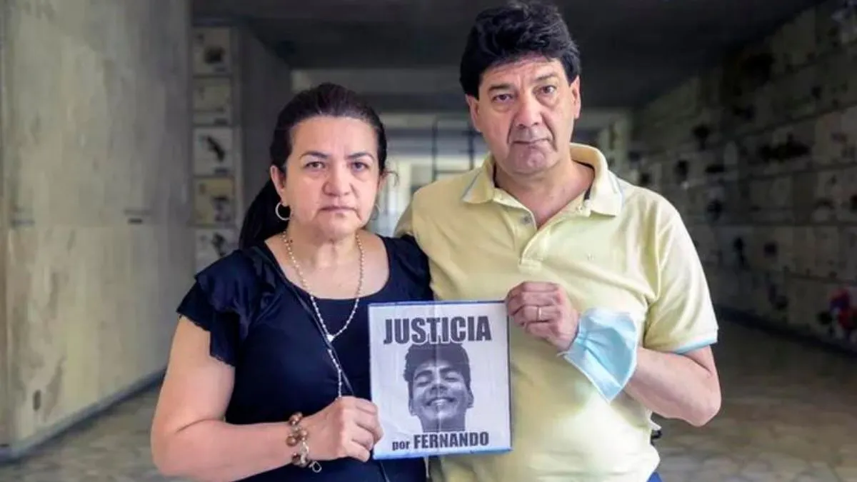 Graciela y Silvino continúan pidiendo justicia por Fernando Báez Sosa. Graciela y Silvino continúan pidiendo justicia por Fernando Báez Sosa.