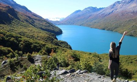 Escapada a un paisaje escondido en la Patagonia que se parece a un fiordo noruego. Escapada a un paisaje escondido en la Patagonia que se parece a un fiordo noruego.