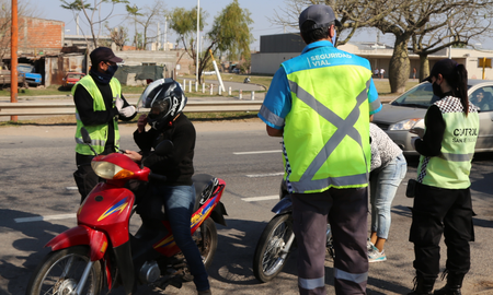 Los inspectores realizan controles en los accesos a Santa Fe Los inspectores realizan controles en los accesos a Santa Fe
