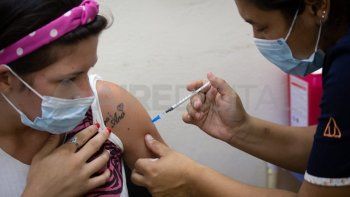 Médicos y científicos rosarinos comprobaron la eficacia de las vacunas contra el covid