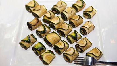 Cómo hacer wraps de calabacín con hummus y palta: la receta fresca y saludable