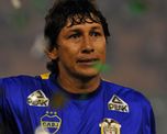 El ídolo del Xeneize acusó a Tévez de querer facilitar el retorno de Angelici a la dirigencia del club. El ídolo del Xeneize acusó a Tévez de querer facilitar el retorno de Angelici a la dirigencia del club.