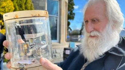 Encuentran una cámara de 1970 en el fondo del lago Ness y consiguen revelar las fotos: ¿existe el monstruo?