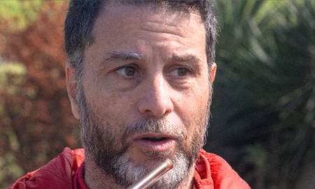 Rodolfo De Paoli dejó de ser el técnico de Colón tras la derrota contra Brown de Adrogué. Rodolfo De Paoli dejó de ser el técnico de Colón tras la derrota contra Brown de Adrogué.
