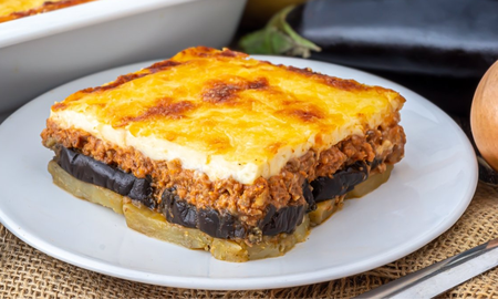 Musaka: la receta con ingredientes simples para disfrutar en familia Musaka: la receta con ingredientes simples para disfrutar en familia