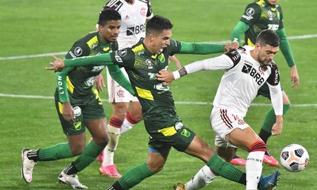 Defensa y Justicia visita a Flamengo para intentar reveritr la serie y avanzar a cuartos de final de la Copa Libertadores. Defensa y Justicia visita a Flamengo para intentar reveritr la serie y avanzar a cuartos de final de la Copa Libertadores.