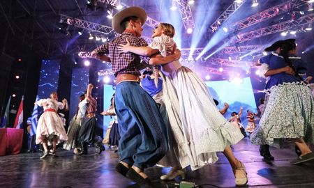 La decisión de la Unesco implica una gran difusión del chamamé a nivel mundial, la circulación de artistas y canciones y también pensar en políticas públicas a largo plazo orientadas al género desde la difusión, la producción y la educación. La decisión de la Unesco implica una gran difusión del chamamé a nivel mundial, la circulación de artistas y canciones y también pensar en políticas públicas a largo plazo orientadas al género desde la difusión, la producción y la educación.