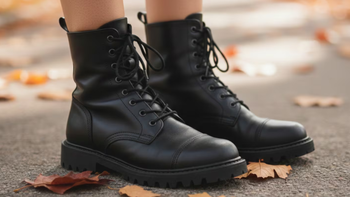 ¡Chau borcegos! ¡Chau borcegos!