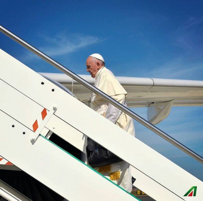 Fotogalería: el Papa Francisco inicia su viaje a Colombia