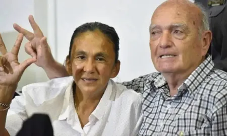 Noro tenía 80 años y falleció en su casa de Jujuy, donde vivía junto a Milagro Sala, que cumple la prisión domiciliaria. Noro tenía 80 años y falleció en su casa de Jujuy, donde vivía junto a Milagro Sala, que cumple la prisión domiciliaria.