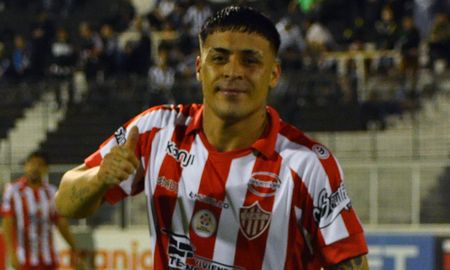 Brian Fernández, jugador de Talleres (RE) Brian Fernández, jugador de Talleres (RE)