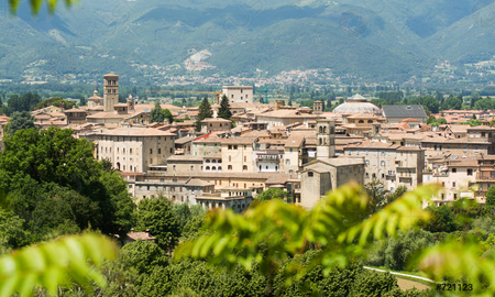 En Italia buscan a turistas que quieran casarse allí y les pagan 2.200 dólares En Italia buscan a turistas que quieran casarse allí y les pagan 2.200 dólares