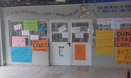 Denunciaron a un docente de plástica por abuso sexual infantil en una escuela de Río Negro. Denunciaron a un docente de plástica por abuso sexual infantil en una escuela de Río Negro.