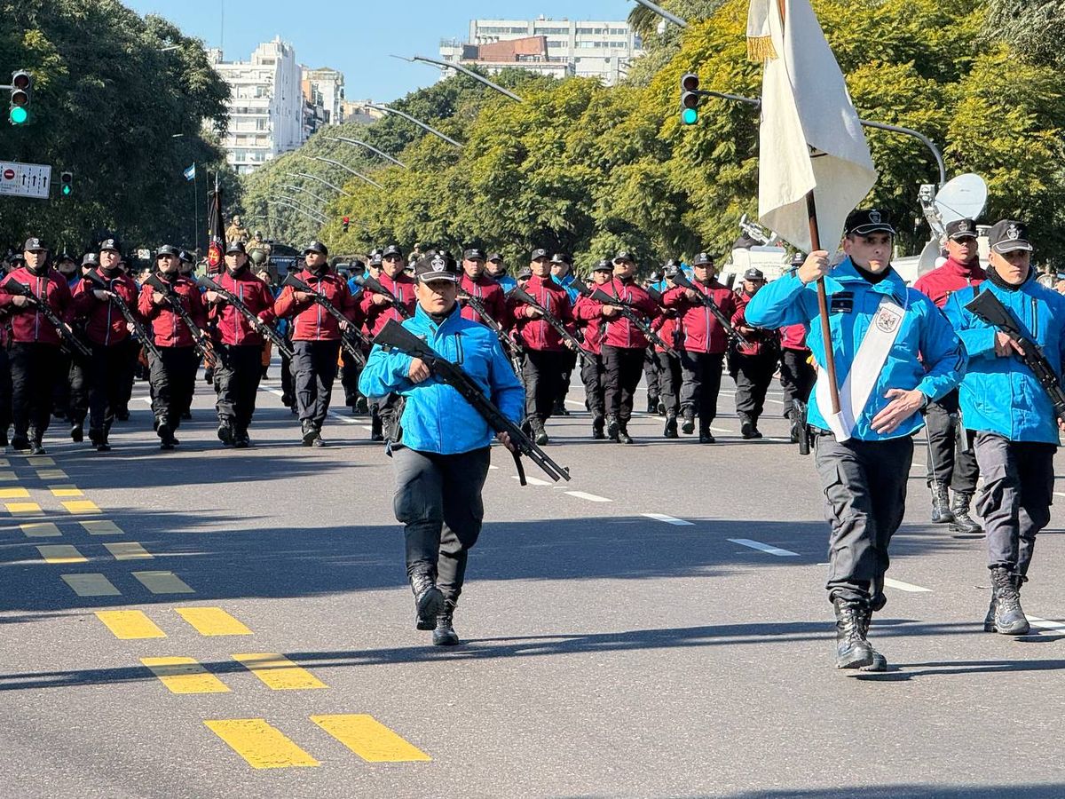 El desfile militar por el Día de la Independencia. El desfile militar por el Día de la Independencia.