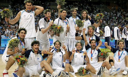 Efemérides del 28 de agosto: argentina ganá la medalla de oro en básquet y futbol en los Juegos Olímpicos de Atenas 2004 Efemérides del 28 de agosto: argentina ganá la medalla de oro en básquet y futbol en los Juegos Olímpicos de Atenas 2004