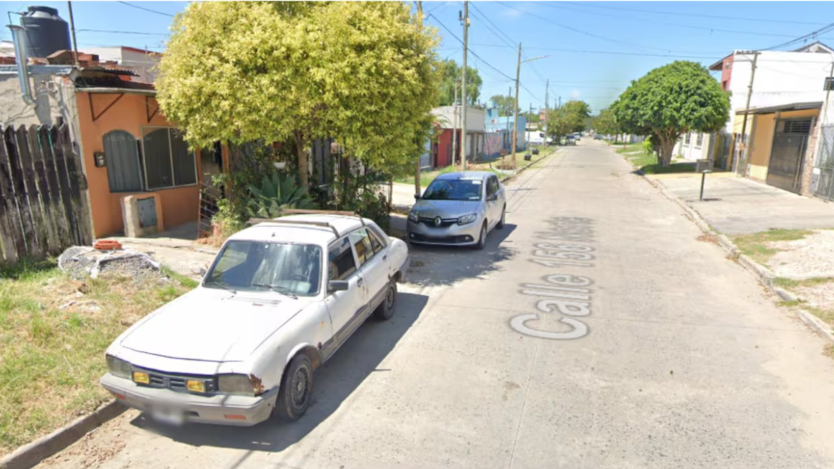 Macabro hallazgo en Berisso: encontraron a un hombre muerto, desnudo y con quemaduras dentro de su casa