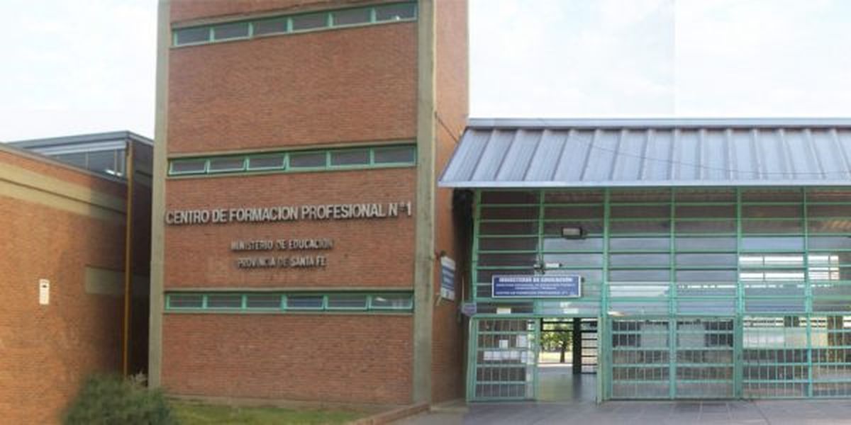 Las inscripciones para este curso gratuito se realizan en el Centro de Formación Profesional 1 Santa Fe. Las inscripciones para este curso gratuito se realizan en el Centro de Formación Profesional 1 Santa Fe.