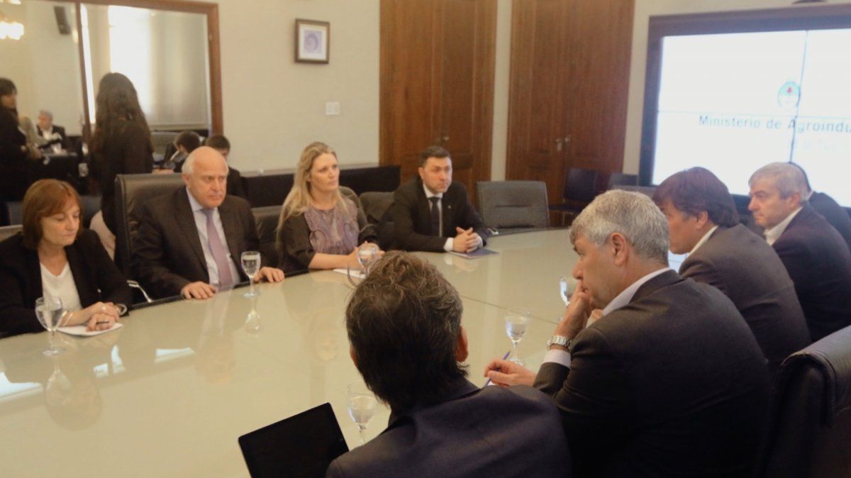 Lifschitz se reunió con Buryaile por la crisis del biodiésel