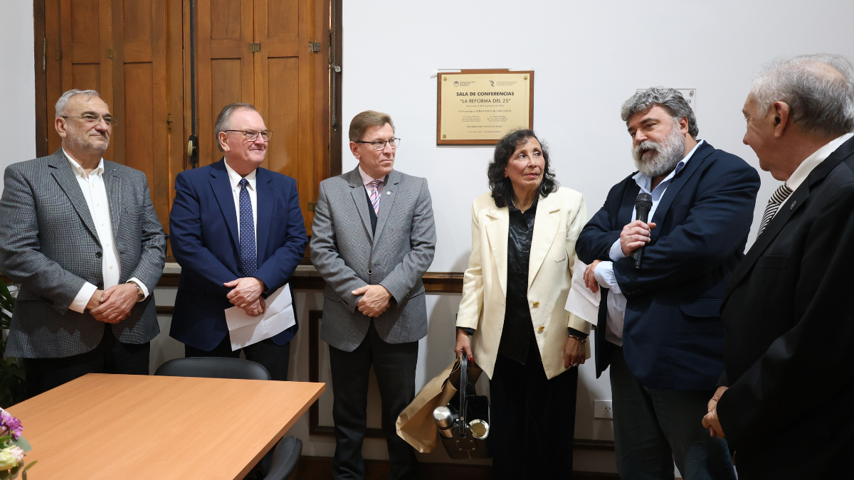 Se concretó la reinauguración de la Sala de Conferencias y de Periodistas de la Cámara Alta. Se concretó la reinauguración de la Sala de Conferencias y de Periodistas de la Cámara Alta.