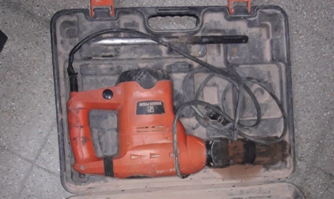 Por el robo de la herramienta un hombre de 46 años fue detenido y trasladado.