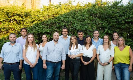 Unidos para Cambiar Santa Fe tiene cinco concejales que terminarán su mandato en diciembre de 2025. Unidos para Cambiar Santa Fe tiene cinco concejales que terminarán su mandato en diciembre de 2025.