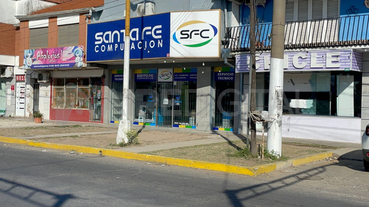 El impactante accidente se registró este domingo a la madrugada en la intersección de avenida Aristóbulo del Valle y Galicia.