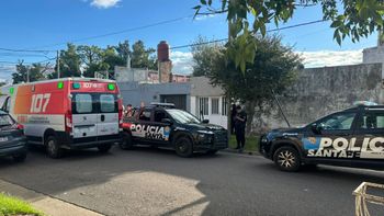 Confuso episodio en Santa Fe: un herido y un detenido tras una gresca en plena calle