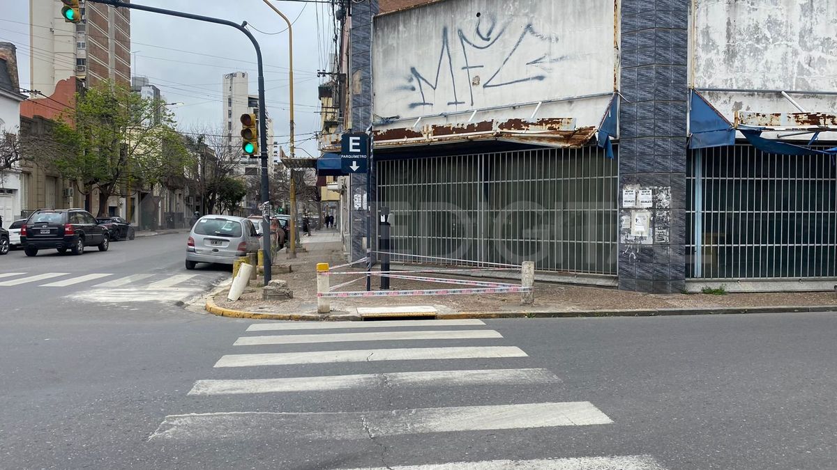 Las cintas de peligro fueron removidas, una vez que se completó el secado. Las cintas de peligro fueron removidas, una vez que se completó el secado.