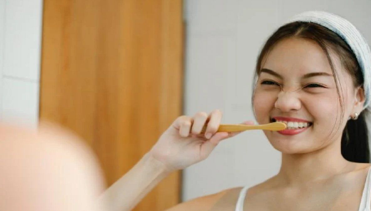 Cómo hacer tu propia pasta dental natural con tan sólo tres ingredientes