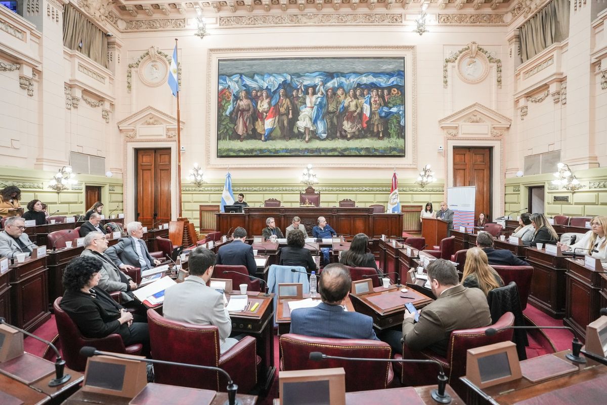 La comisión encargada de analizar cambios en los Poderes Ejecutivo y Legislativo entra en etapa de definiciones. 
