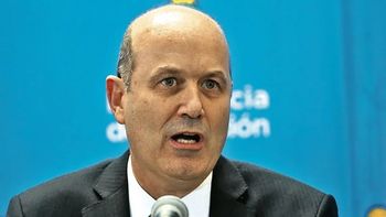 Sturzenegger dijo que el Gobierno busca alcanzar los niveles salariales de Japón y Polonia