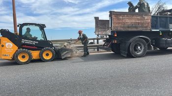 Se realizan trabajos de limpieza en la Ruta Nacional 168 y continuarán el lunes