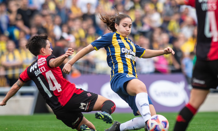 Rosario Central se impuso 2 a 1 ante Newells en el primer clásico femenino de AFA. Rosario Central se impuso 2 a 1 ante Newells en el primer clásico femenino de AFA.