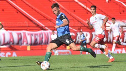 Argentinos Juniors y Banfield igualaron en un encuentro tenso por la Copa de la Liga