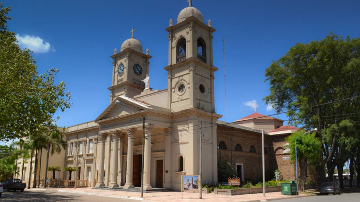 Escapada a Colón, un destino único de Entre Ríos, rodeado de atractivos y termas únicas. Escapada a Colón, un destino único de Entre Ríos, rodeado de atractivos y termas únicas.