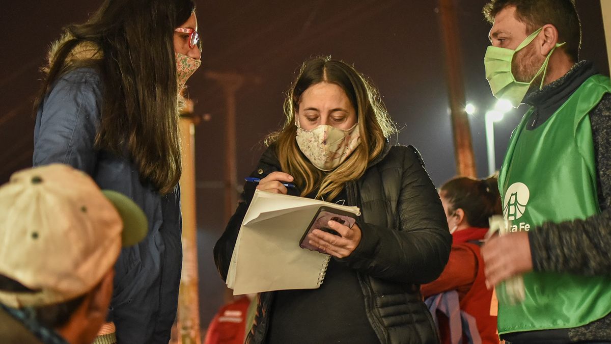 Desde el 17 de mayo se reforzó la asistencia de 140 personas que por distintas situaciones complejas pasan sus días y noches en las calles.