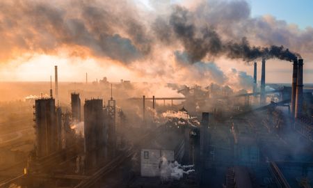 La reducción de la huella de carbono es un imperativo cada vez más relevante para todas las empresas. La reducción de la huella de carbono es un imperativo cada vez más relevante para todas las empresas.