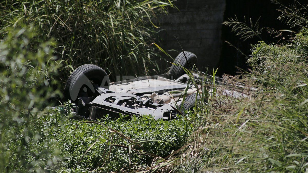 Accidentes en racha: en menos de una hora tres autos volcaron en Santa Fe este sábado