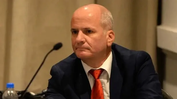 El fiscal federal de San Isidro Claudio Scapolán fue destituido de su cargo, del cual había sido suspendido el 22 de diciembre pasado.