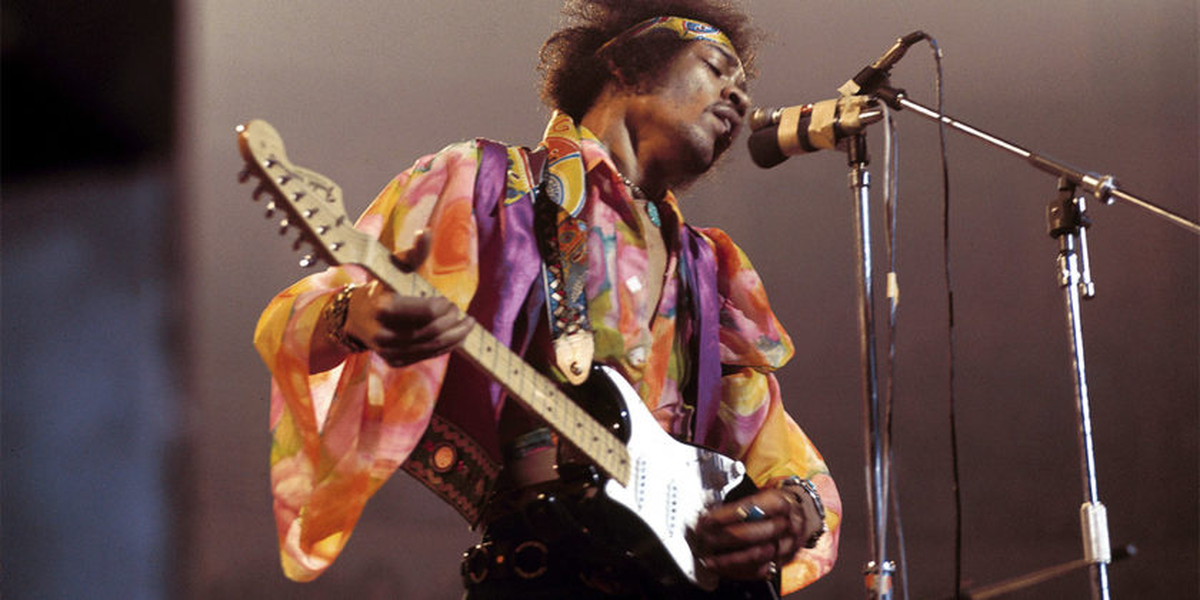 Jimi Hendrix publica su primer disco simple