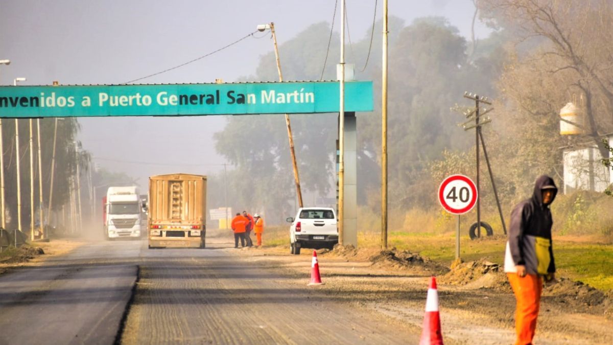 as obras se realizan entre Timbúes y Puerto General San Martín. Hay reducción de carril y cambios en la circulación de camiones.