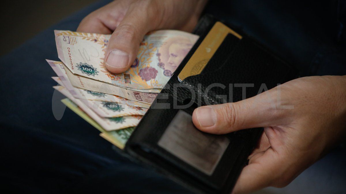 Asalariados recibirán $24.000 si ganan menos de $186.000 brutos (antes de los descuentos).