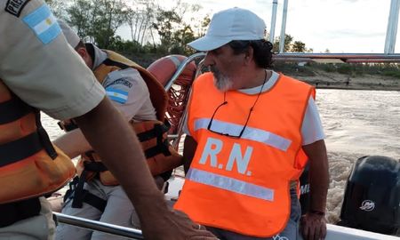 El relevamiento que se realiza en las localidades entrerrianas de Hernandarias y Diamante, permitirá establecer cupos de extracción, acopio y captura, días de pesca comercial o deportiva en el río Paraná. El relevamiento que se realiza en las localidades entrerrianas de Hernandarias y Diamante, permitirá establecer cupos de extracción, acopio y captura, días de pesca comercial o deportiva en el río Paraná.