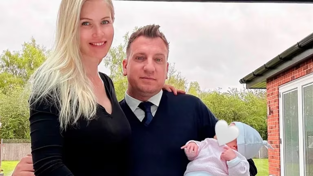 Maxi López viajó de urgencia a Suiza para acompañar a su esposa embarazada.