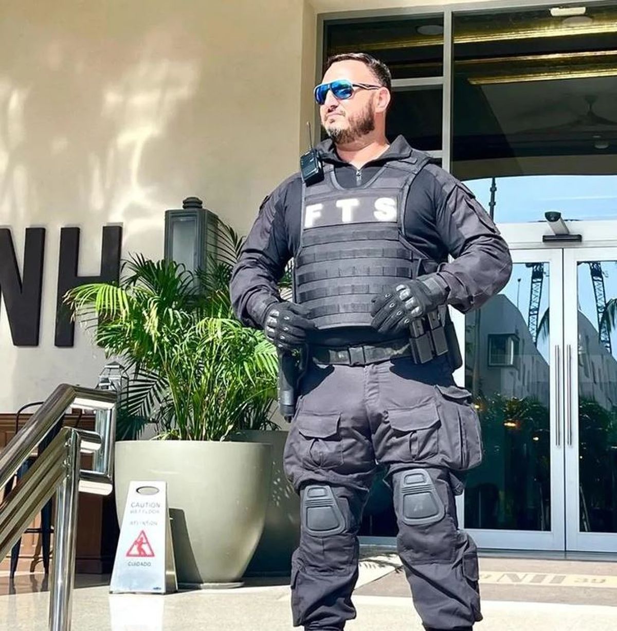 Matías Zacconi es el argentino que más sabe de seguridad: custodió a Lionel Messi y su familia. Matías Zacconi es el argentino que más sabe de seguridad: custodió a Lionel Messi y su familia.