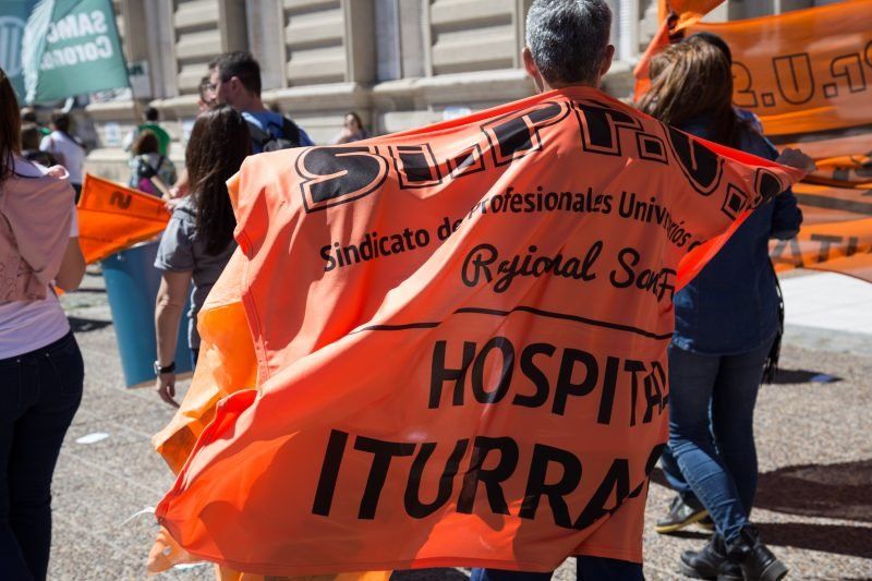 El sindicato de profesionales de la salud anunció un paro para el jueves 12 y el miércoles 18 de agosto